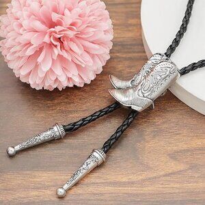 Western Rodeo Cowboy Leather Bolo Tie